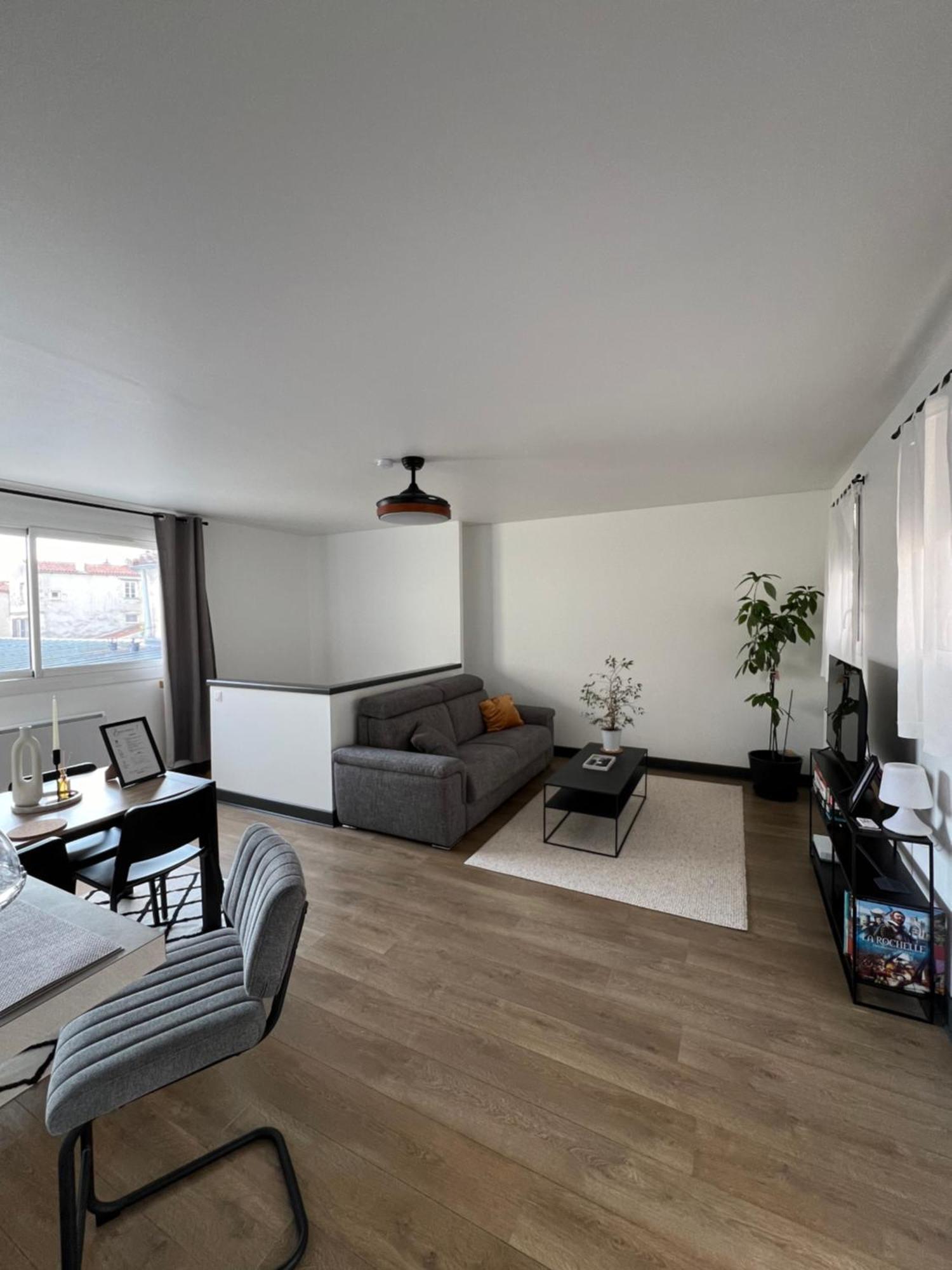 Apartamento Hyper Centre A 80M Du Vieux Marche, T2 Calme Vue Sur Les Toits Rue Du Minage La Rochelle  Exterior foto